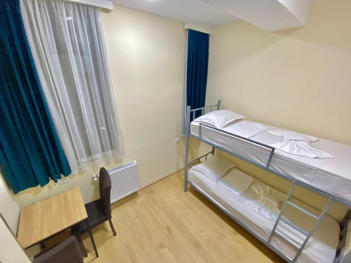 Hostel Number 49 تبليسي المظهر الخارجي الصورة